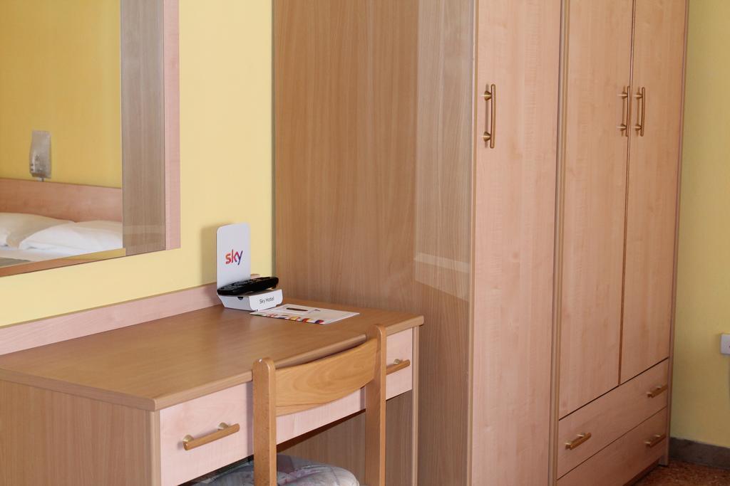 Hotel Ninfea Cervia Exterior foto